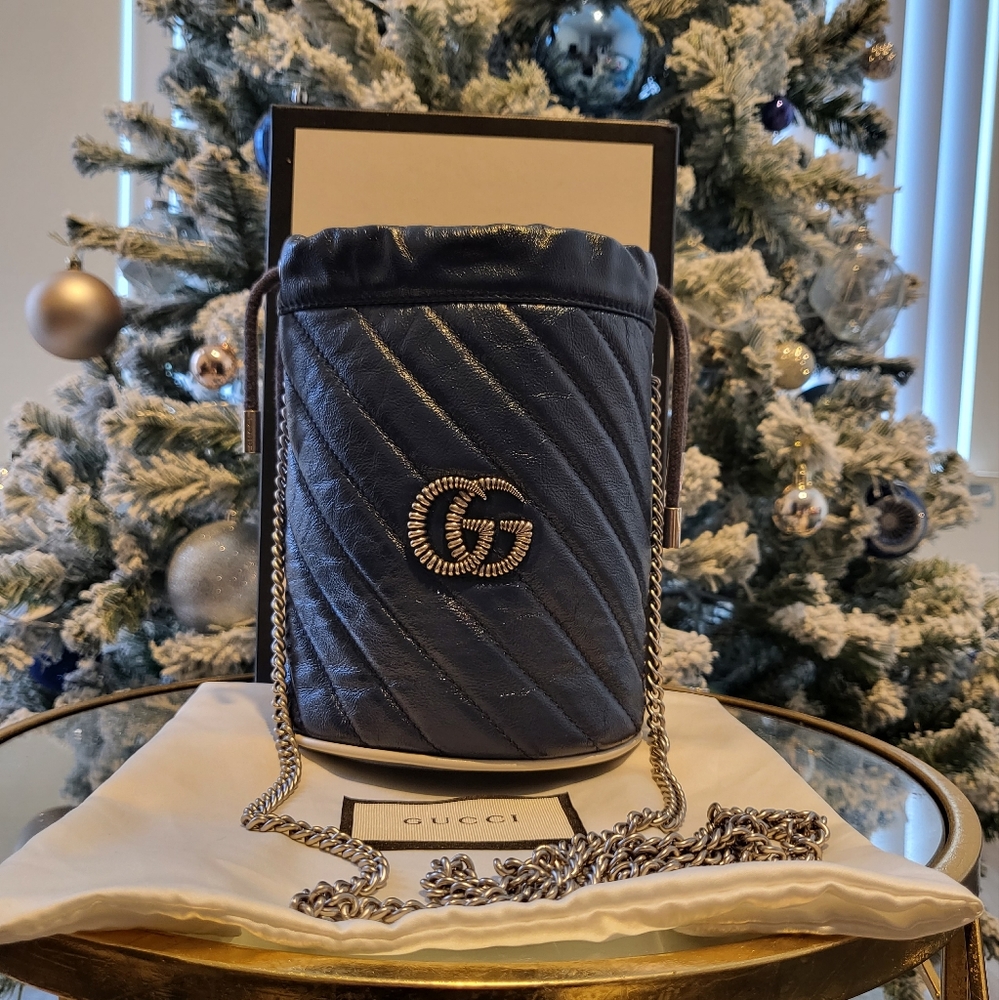 🚫Sold on Mercari🚫Authentic Gucci mini bucket bag